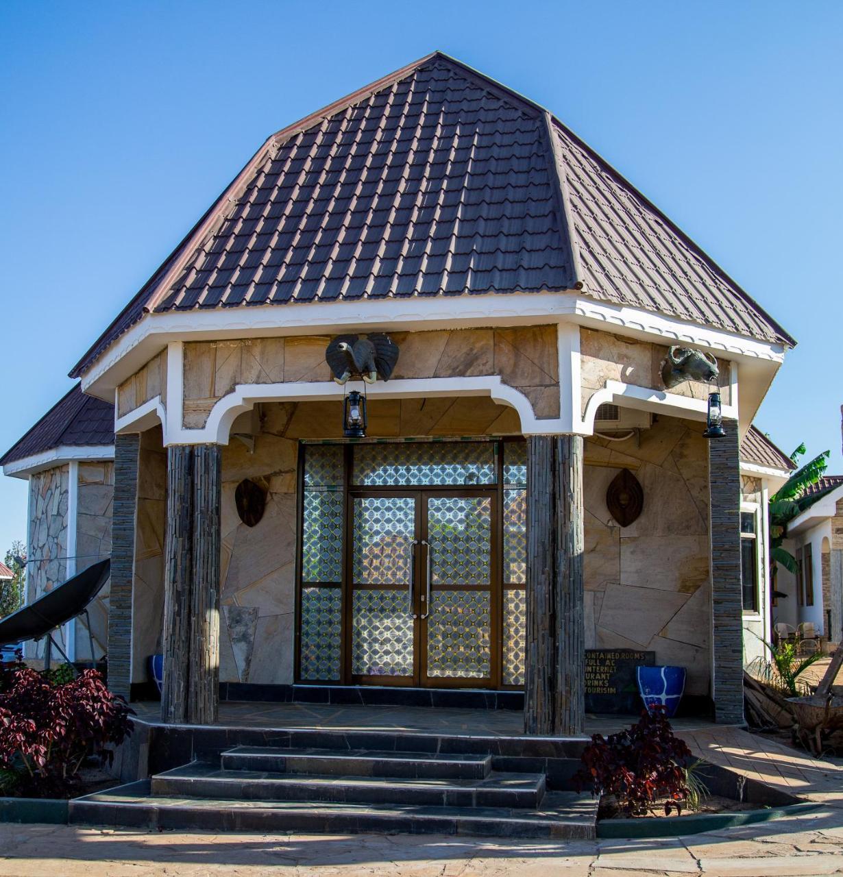 Asmorein Hotel Babati 外观 照片